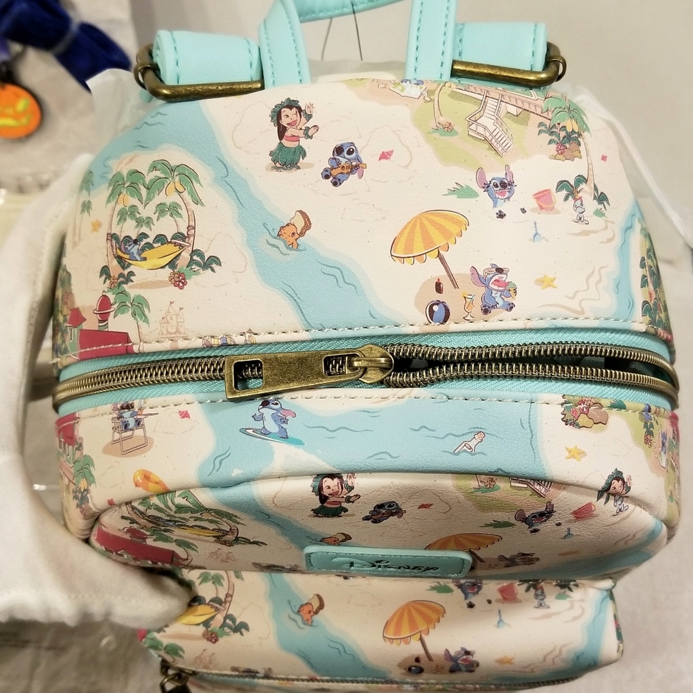 Last 1 ♥️ Loungefly Disney Lilo & Stitch Backpack - Picture 6 of 7